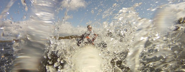 Vill du ta nästa steg i paddling och utmana dig själv? Följ med och provpaddla surfski! En surfski kan man likna vid en kajak som är öppen utan kapell, oftast...